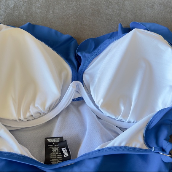 New DKNY
Ruffle Plunge Underwire Tummy Control One-Piece Blue Swimsuit 8 - Picture 6 of 9